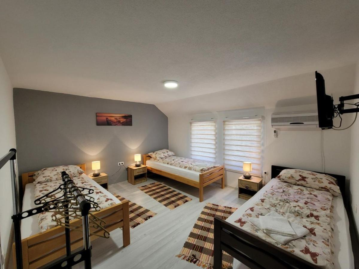 Apartments Daris Мостар Екстер'єр фото
