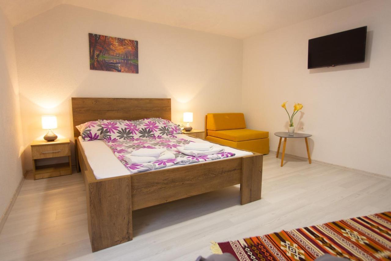 Apartments Daris Мостар Екстер'єр фото